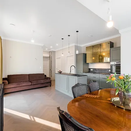 Legends House I For Families I Free Parking Vilnius